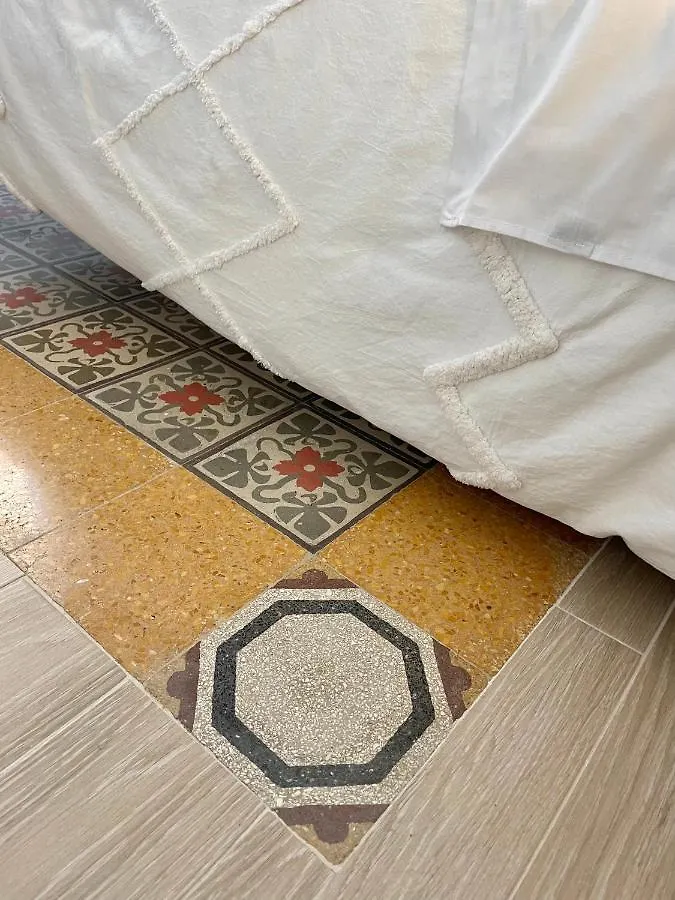 Luxury Vintage Flooring Home - Balcony 巴勒莫