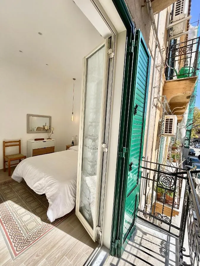 Apartment Luxury Vintage Flooring Home - Balcony Palermo